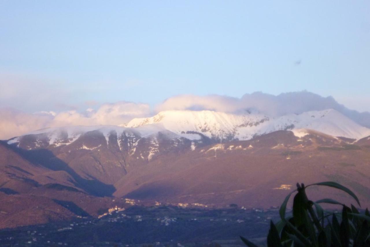B&B Colle Di Terria Country House Contigliano Екстер'єр фото