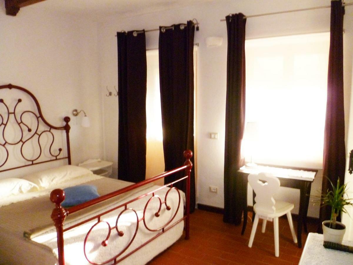 B&B Colle Di Terria Country House Contigliano Екстер'єр фото